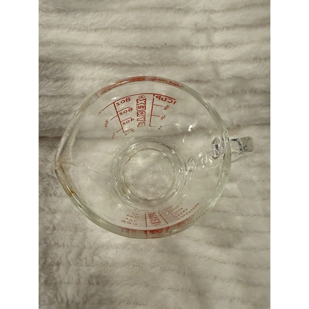 Pyrex Measuring Cup 508 1 Cup Red Lettering Closed D Handle USA Vintage